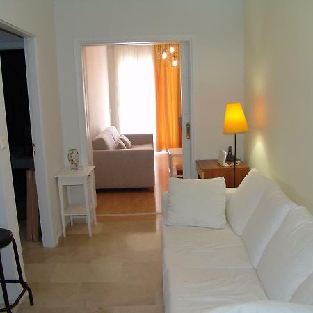 Grace Apartments Loutraki  Eksteriør bilde